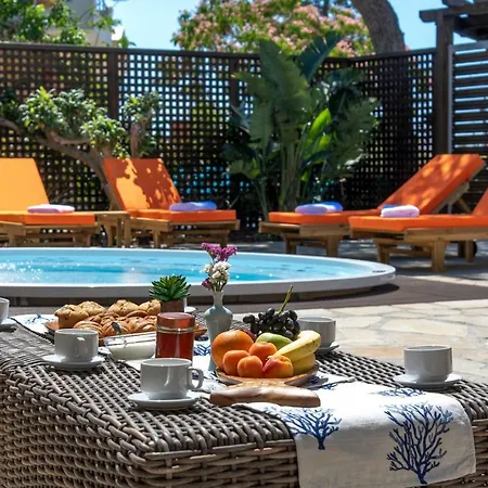 Paradisos Luxury Next To * Koutsouras